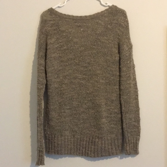 EUC - AEO sweater - Picture 4 of 5